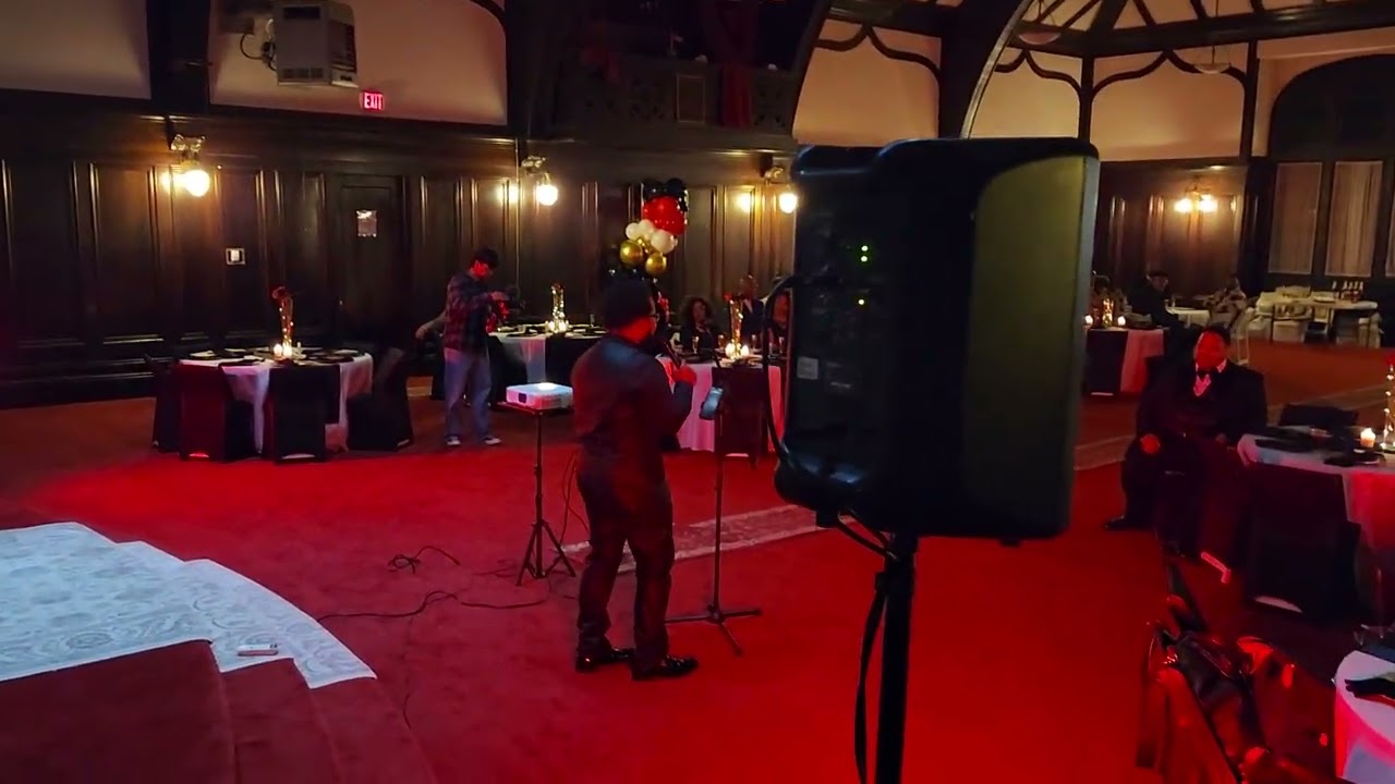 2 Yamaha DBR10's & 2 Bose Sub2's - Live Performance