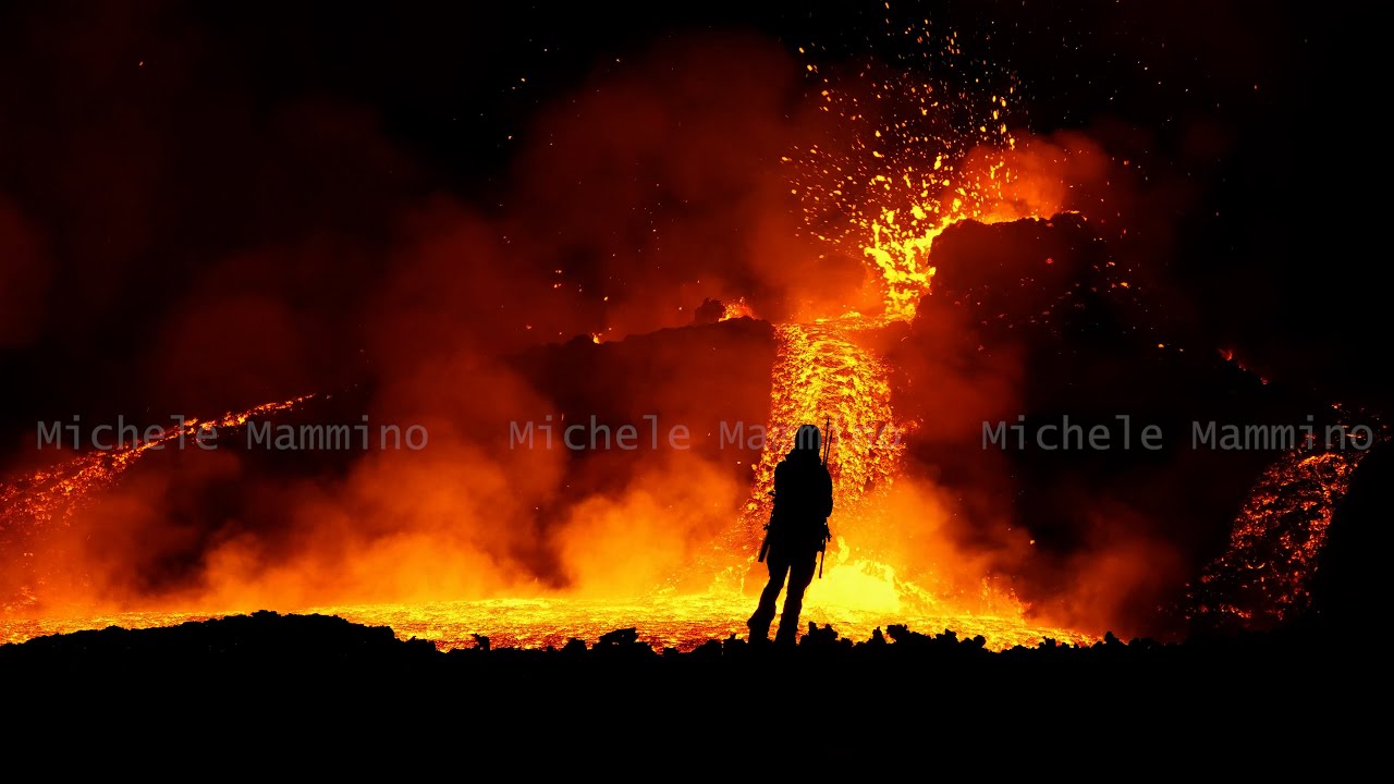 Eruzione Etna. Spattering a quota 2050 mt circa, 01-02 gennaio 2025