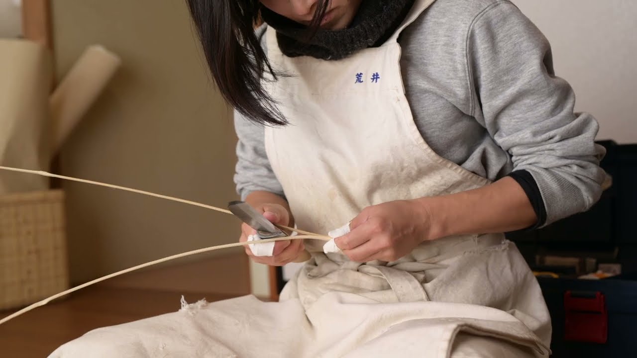 Japanese bamboo crafts-woman