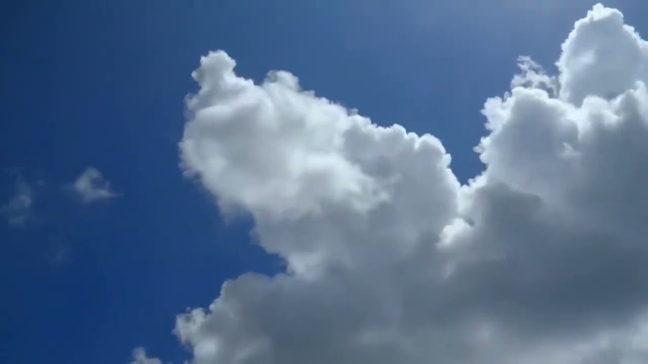 Chasing Clouds: A Visual Symphony of Nature #clouds# SkyWatch #Weather #Nature #relaxingmusic
