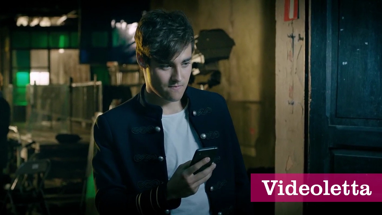 Tini: The Movie - Leon is searching for Violetta