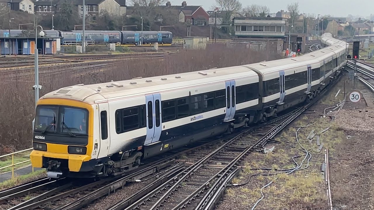 465904 + 465179 + 466008 Monday 19th January 2026