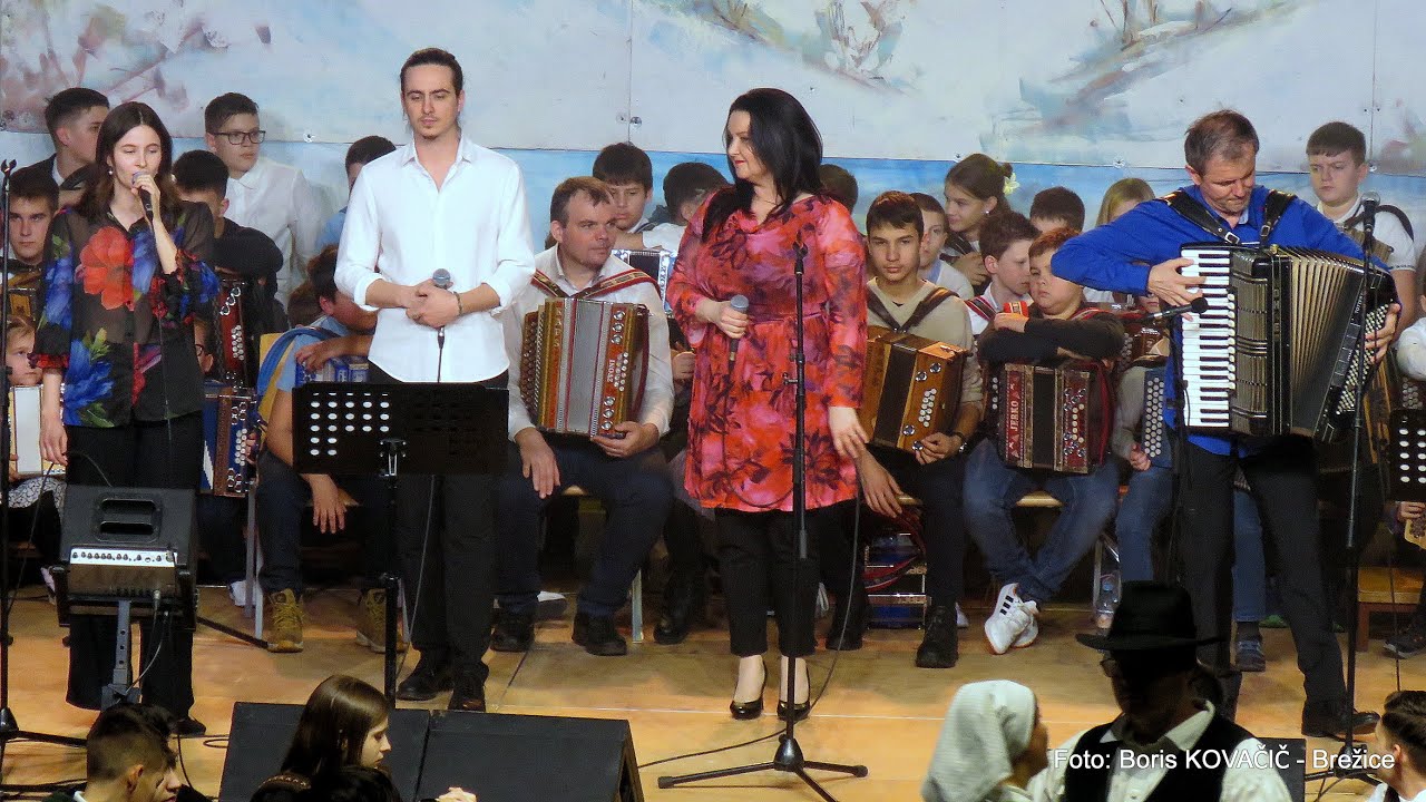 Družina Kokot, Miha in Matic Sotošek - Slovenski kruh (v živo)