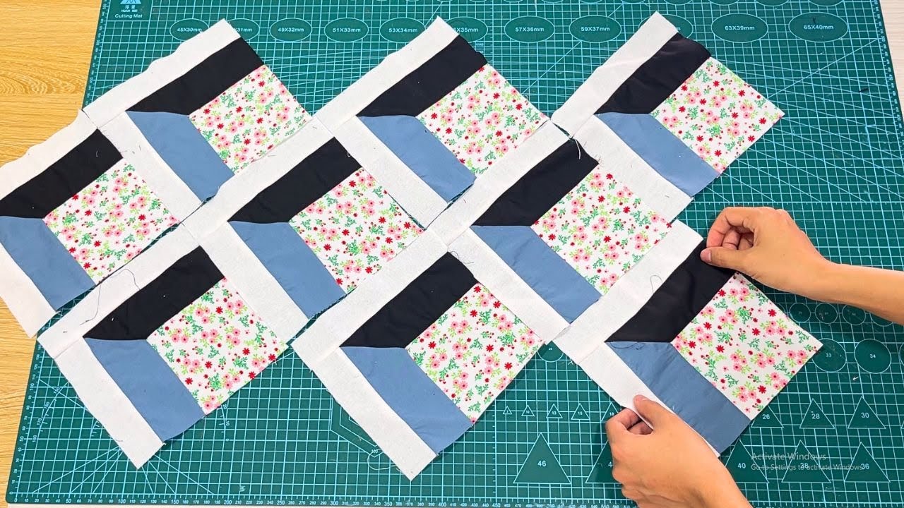Beginner-Friendly 3D Quilt / Rug - Easy & Stunning! With Just a Few Squares and Strips of Fabric