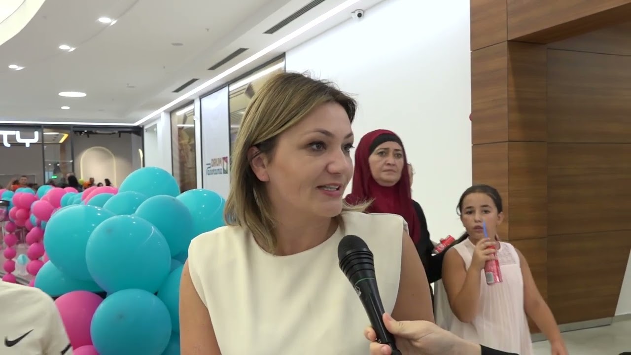 Otvoren Drum Panorama šoping centa