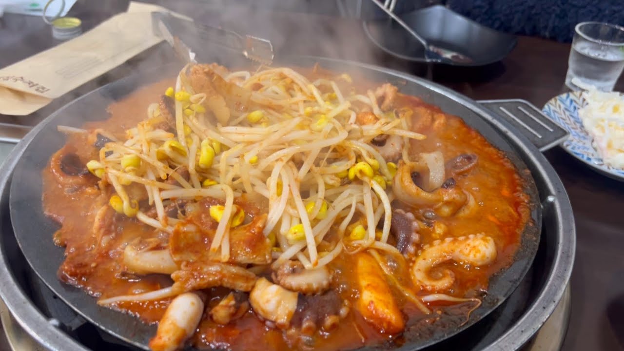 🧡외식데이🧡남이 만들어준 맛있는 요리[쭈꾸미삼겸살]