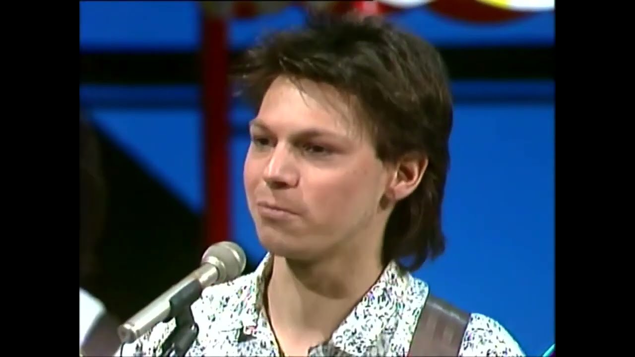 Pseudo Echo - Living In A Dream  (1986)