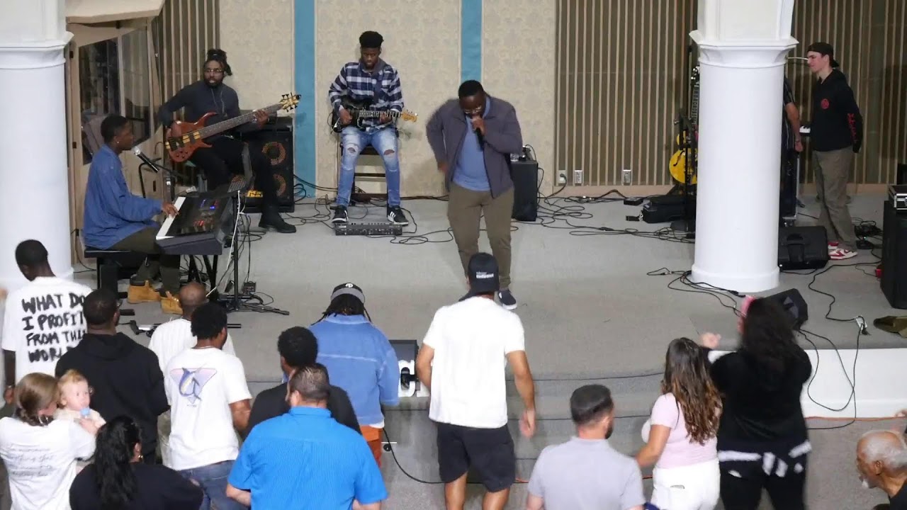 Eddie James Worship Service