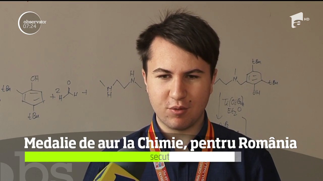 Cel mai bun la chimie, din lume, este un român. S-a luptat cu 300 de elevi din 75 de ţări