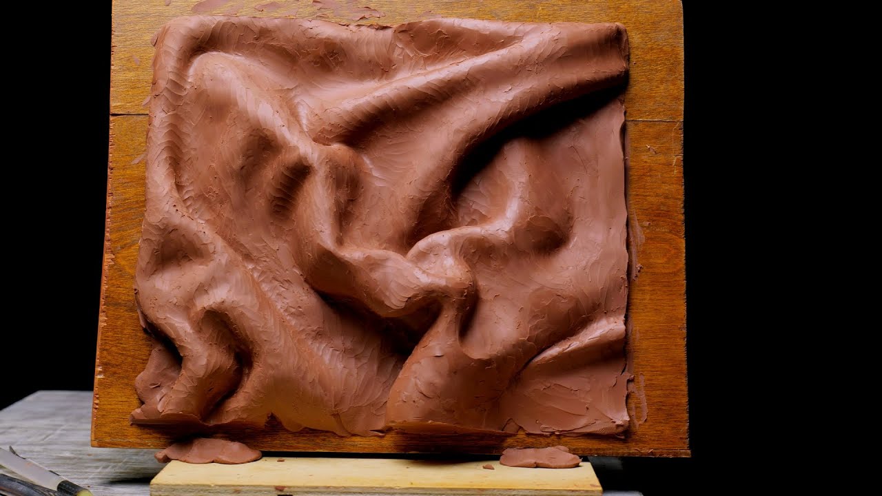 Sculpting Drapery In Clay. Time Lapse.