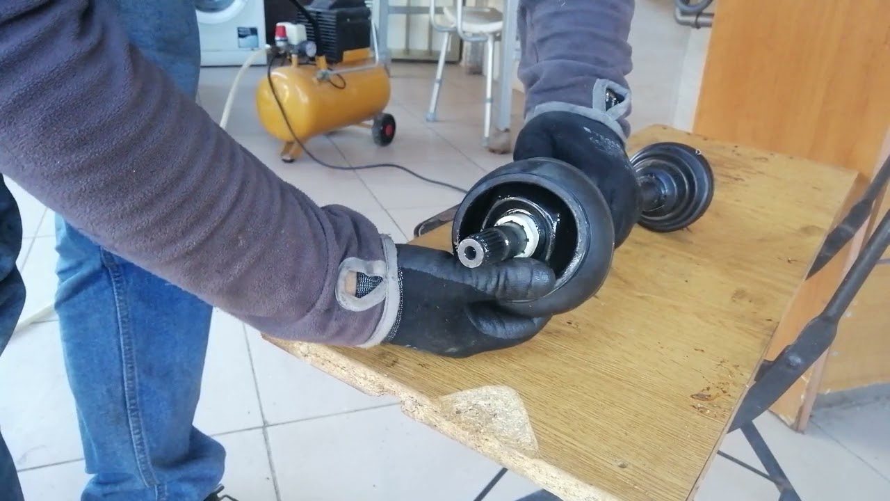 Cambio della cuffia lato cambio Fiat Panda 4x4. da MicheleExpert-Cropalati (Cs)-Calabria
