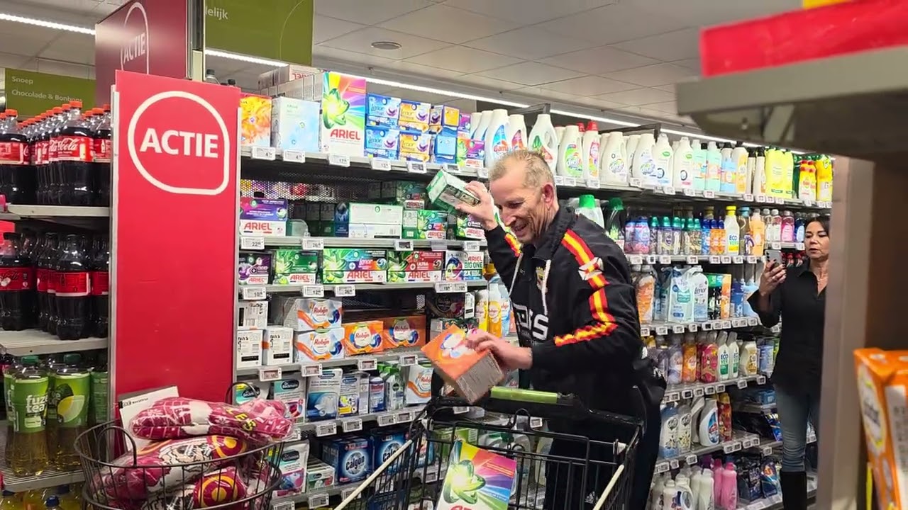 1 minuut boodschappen bij PLUS Vosselman Colmschate. Een mega score