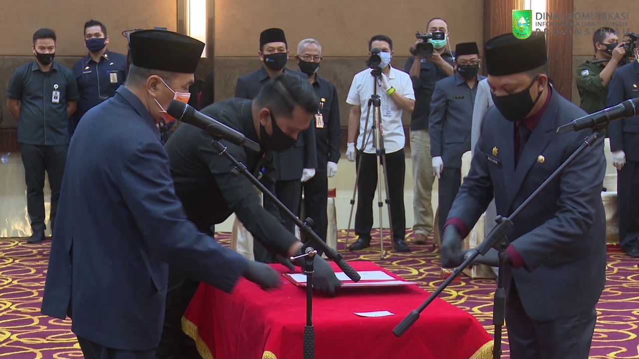 Pelantikan Dan Pengambilan Sumpah Jabatan Pejabat Tinggi Pratama Pemerintah Provinsi Riau