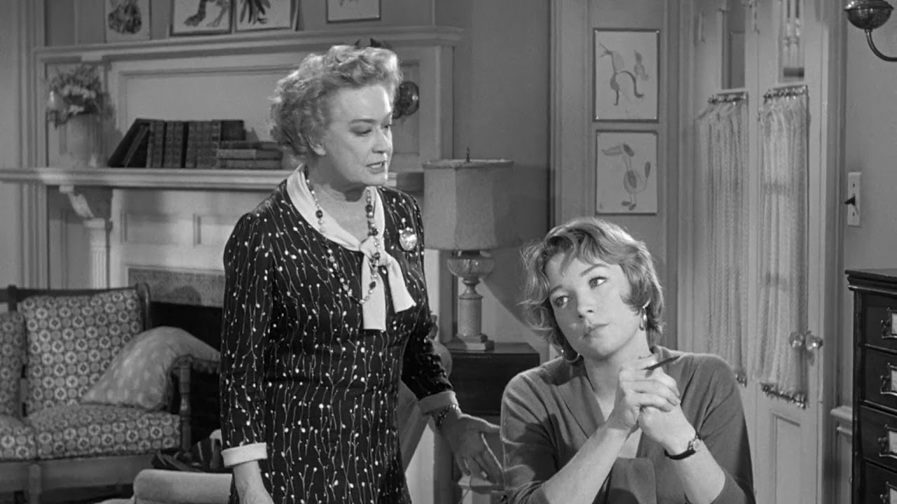 The Childrens Hour 1961 ( Aunt Lily and martha scene)