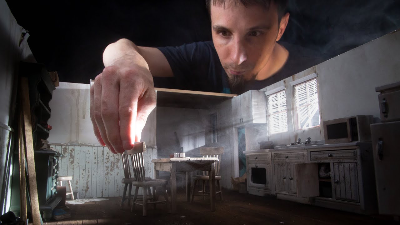 Making an Abandoned Miniature Diorama to Film Cinematically | Resident Evil 7
