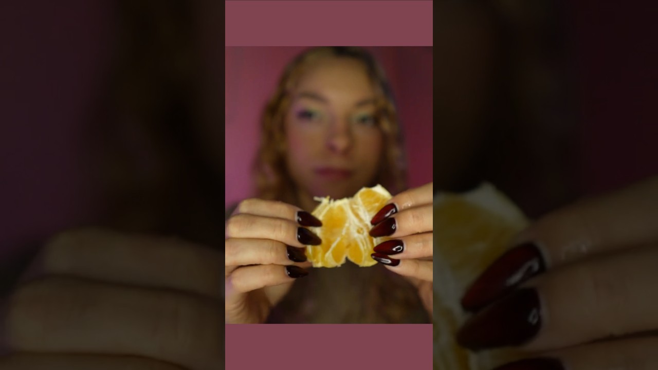 Peeling and eating an orange asmr #asmr #mukbang #orange
