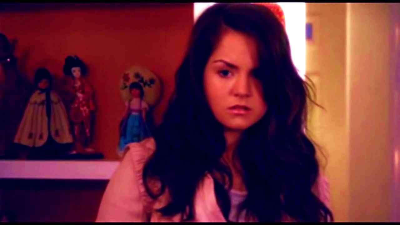 MORGAN CARTER- TRUE CONFESSIONS OF A HOLLYWOOD STARLET | stand in the rain.
