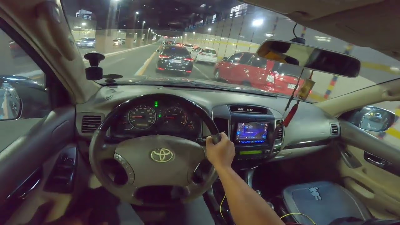 Pov drive Edsa Cubao to rockwell Makati.toyota prado