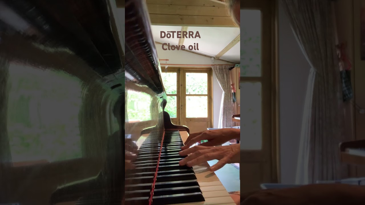 Improvisation DōTERRA clove essential oil, the sound of oils by Irene Postma, July 23, 2024