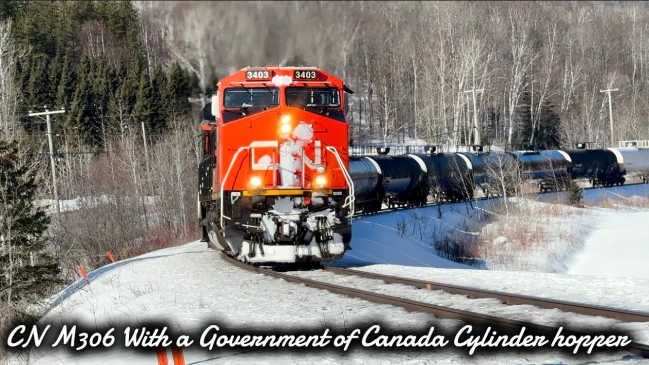 CN M306, With a Government of Canada Cylinder Hopper 