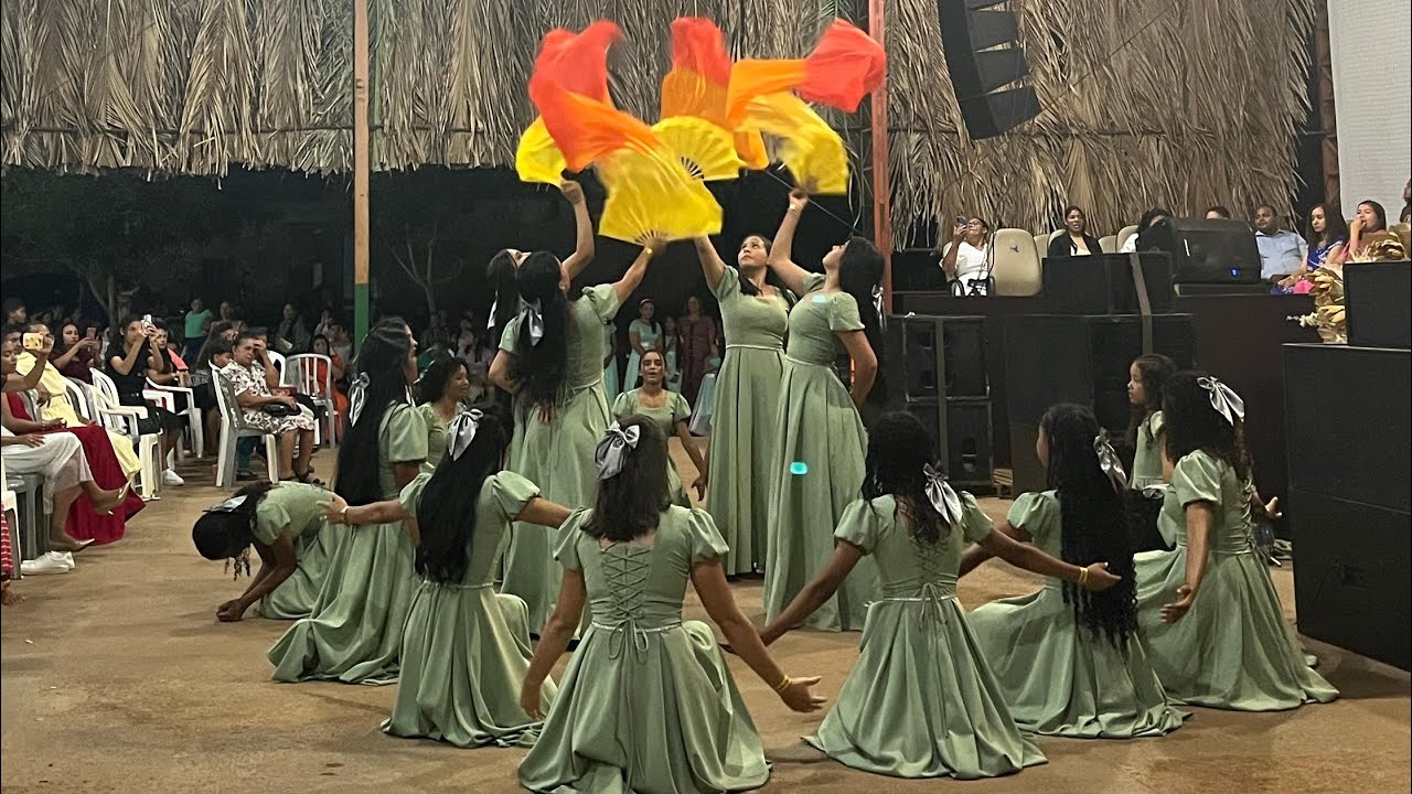 Coreografia hino fogo arderá (@AlexsanderLucioOficial ) + fogo que consome + eu navegarei