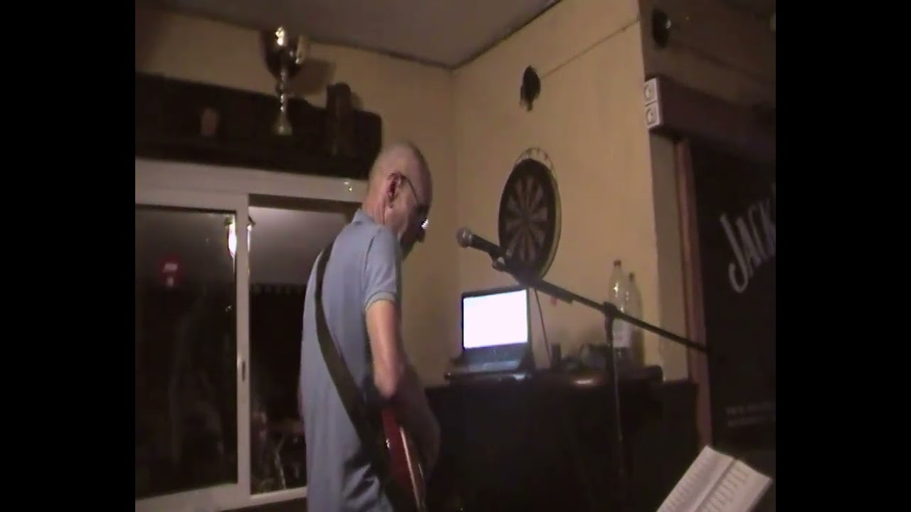 Solo - Il tape sur des bambous (Live)