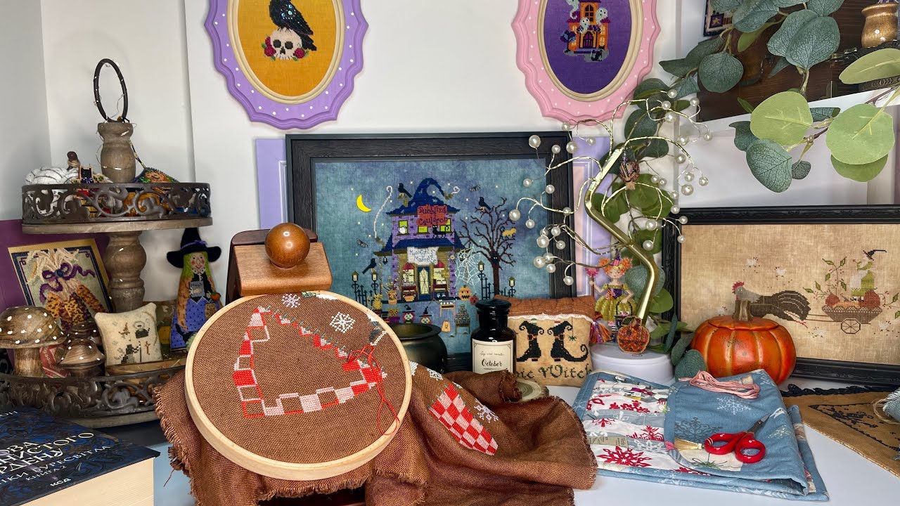 Вишивка хрестиком: Praiseworthy Stitches, новорічний чобіток та вишиті роботи.