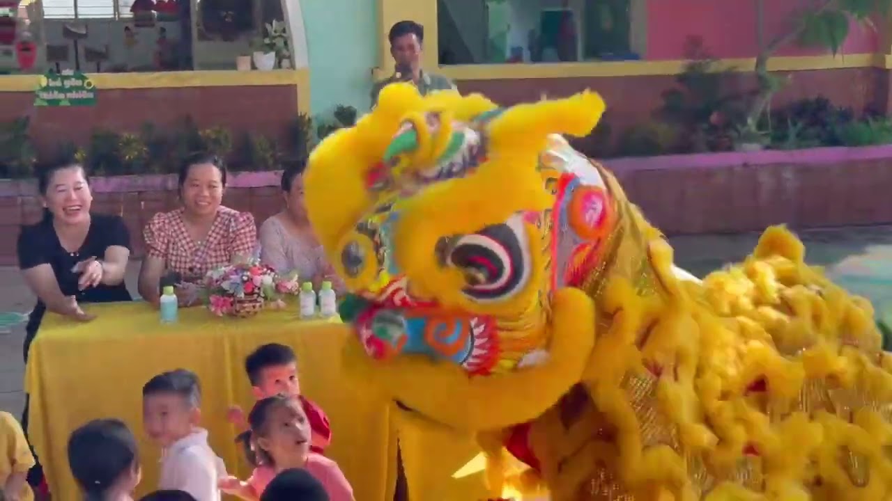 Lân vàng 