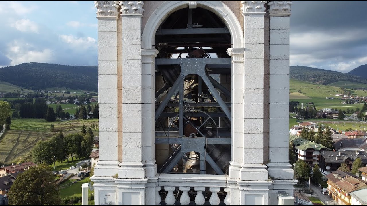 Suonata Messa solenne - Campane del Duomo di S. Matteo Apostolo a Asiago (VI)