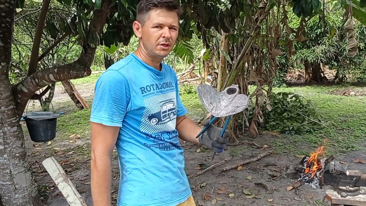 transformei minha enxada no Mini sulcador