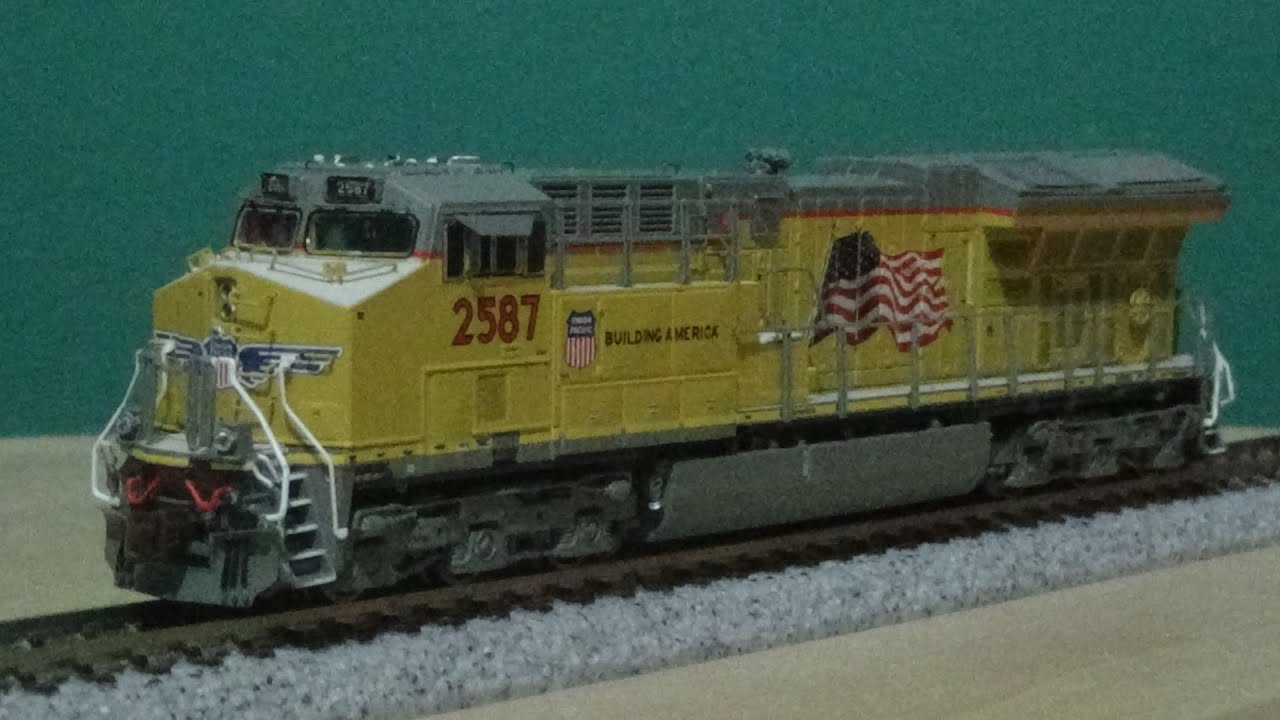 ScaleTrains SXT30669 | GE Tier 4 GEVO ET44AC Diesel Locomotive | 2587 Union Pacific | N Scale Review