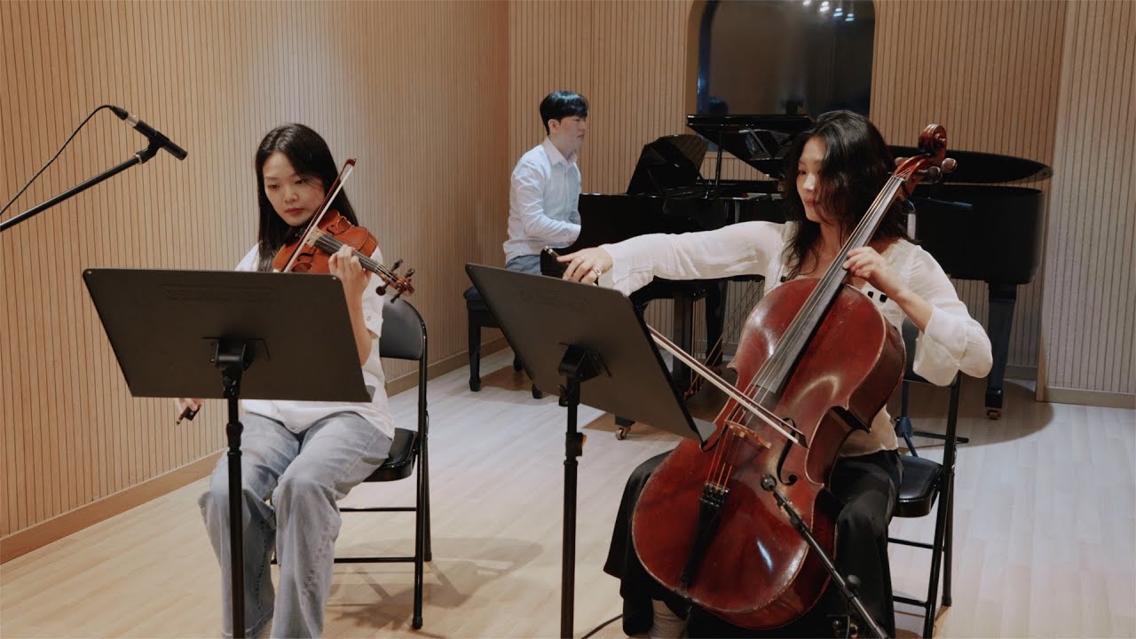 THE SWAN_Violin,Cello,Piano