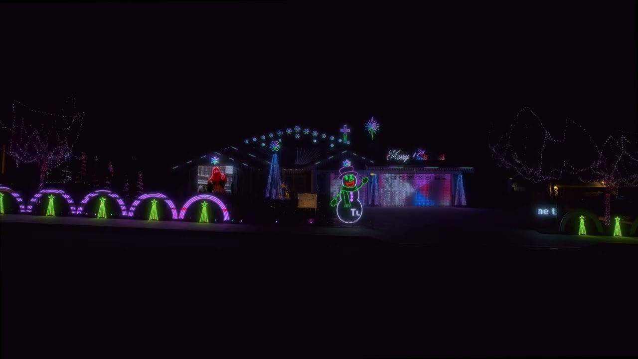 Muppets Christmas Carol Christmas Light Show 2025