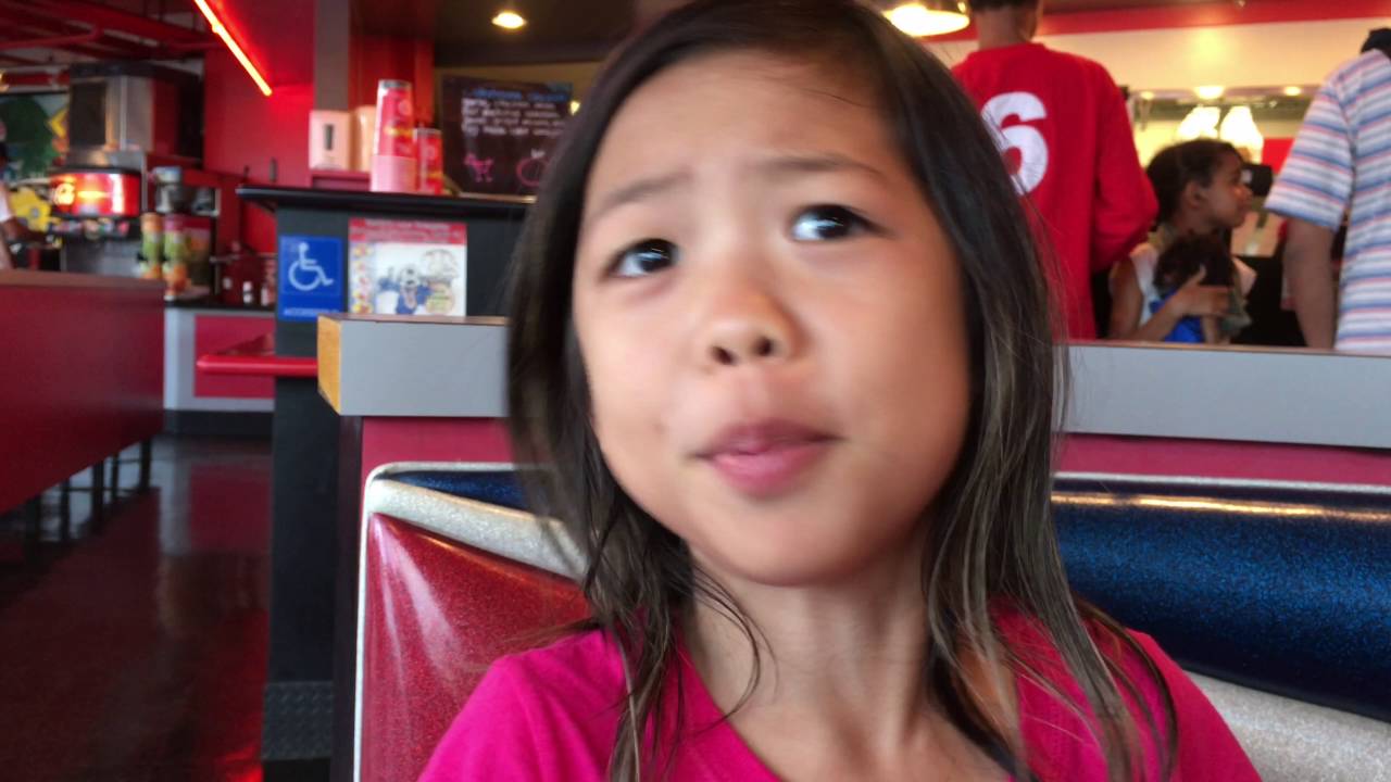 Will Kids Like Teddy's Bigger Burgers in Hawaii Kai?