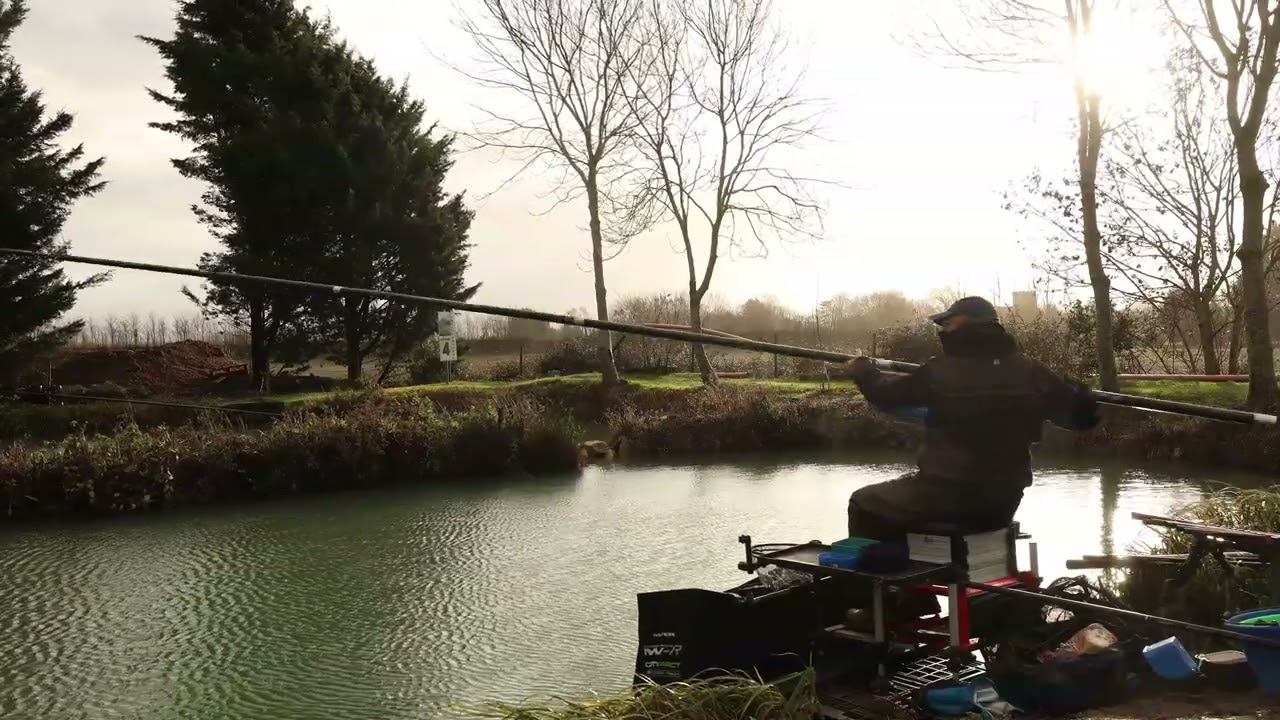 Hillview Fishery, peg 81.   No words.