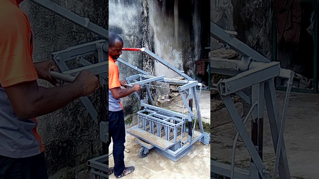 PONDEUSE D'AGGLOS ,fabriqué à abidjan chez AH Fabric ( WhatsApp +225 08 19 02 95)
