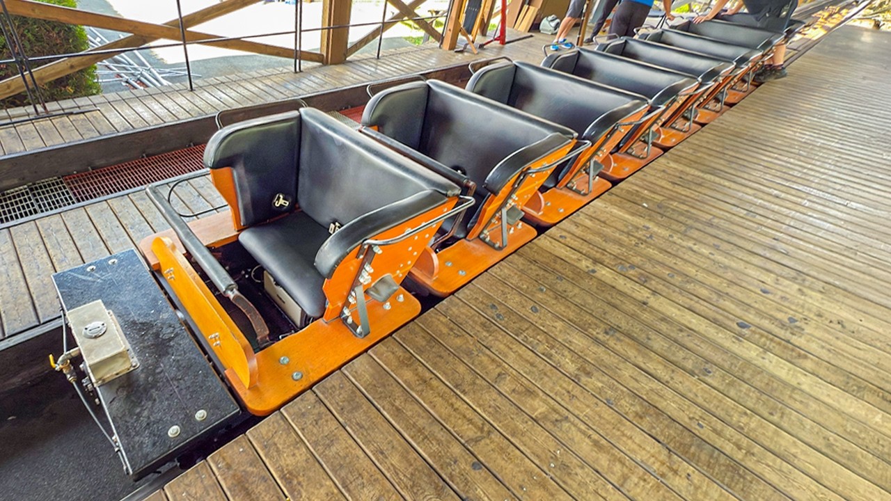 PLAYLAND 