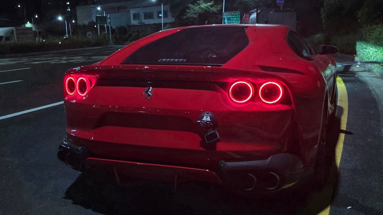 너무 안 타지는데 팔아야 하나 (Ferrari 812 Superfast)