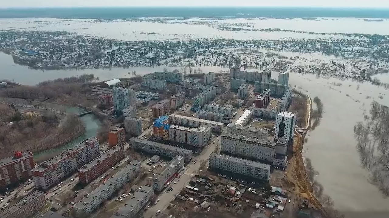 В Кургане массовая эвакуация - дамба на пределе