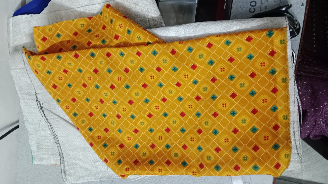 पुरानी बची हुई कतरन से कुछ नया बनाने की कोशिश करते हैं