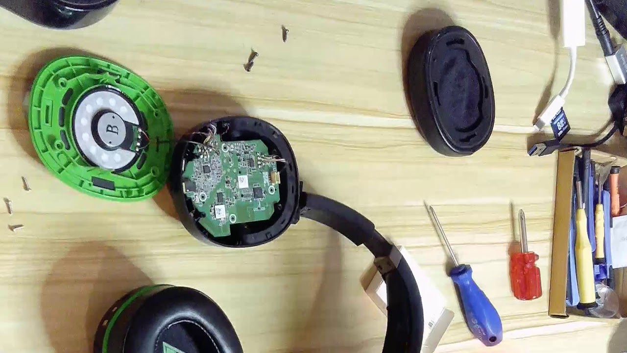 Tutorial: sostituire le batterie alle turtle beach 800x