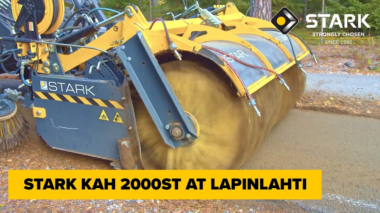 KAH 2000 ST Bucket Sweeper at STARK house Lapinahti