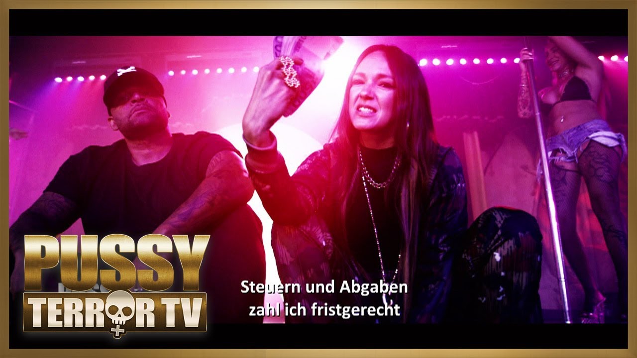 Korrekter Gangster-Rap! Carolin Kebekus ft. Olli Banjo | PussyTerror TV