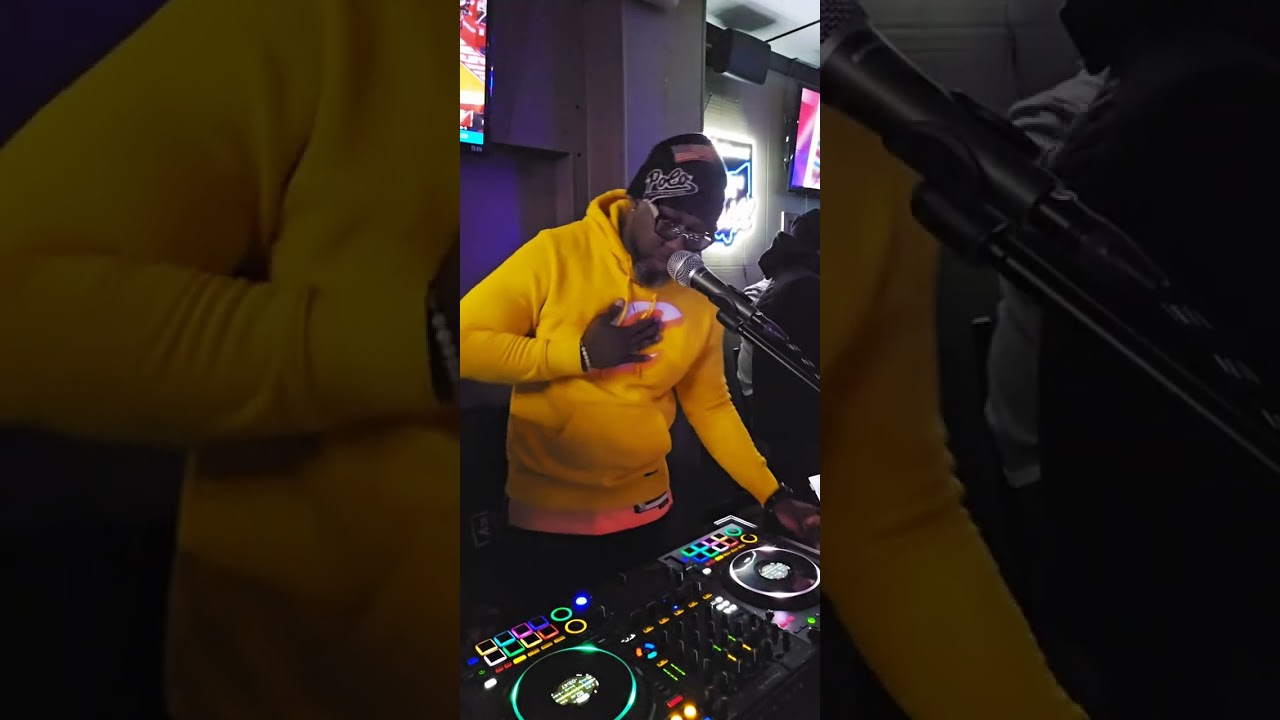 DJ AJ SCRATCH LIVE FROM WHISTLE STOP 2/22/26