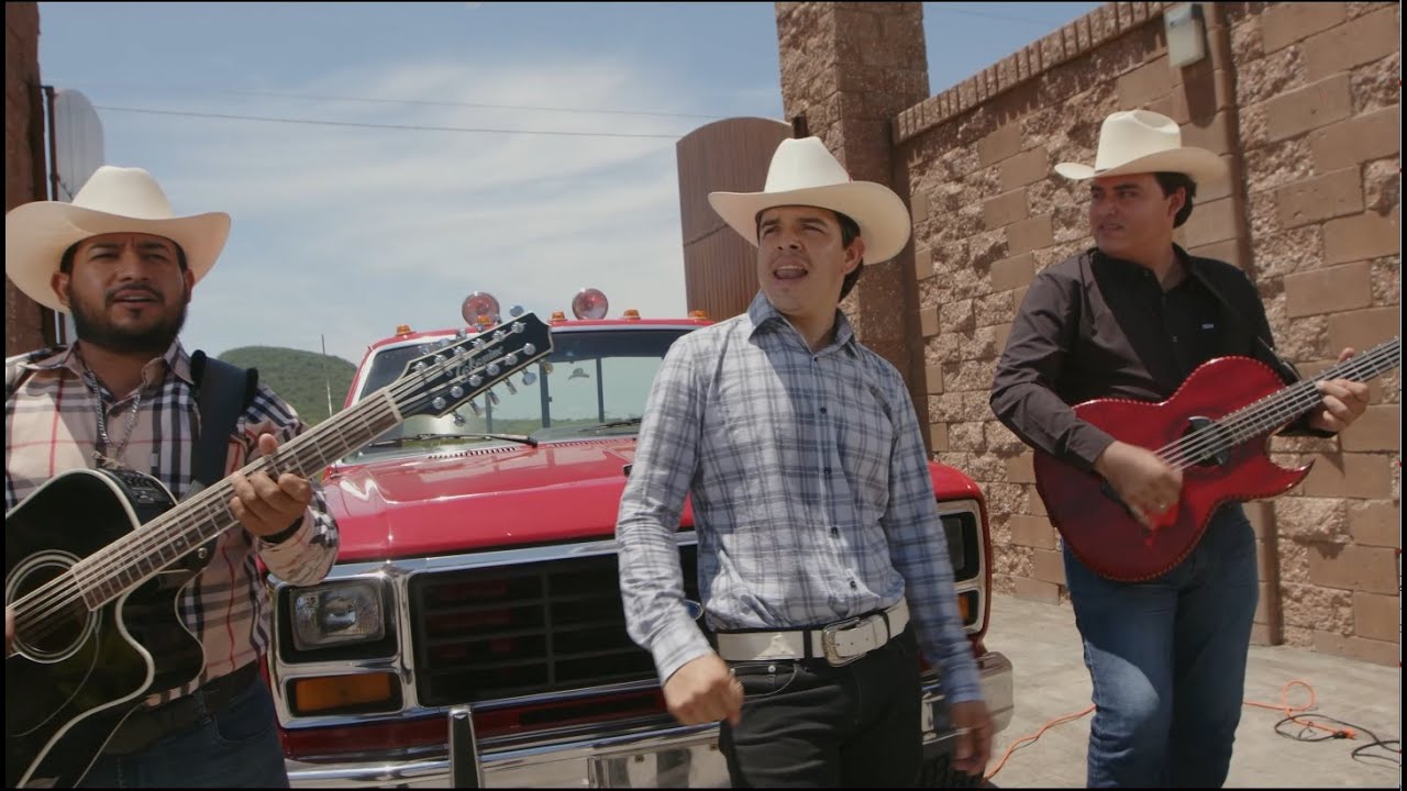 El Piloto y su Estilo Ft Máxima Revolución - Miguel Gutiérrez