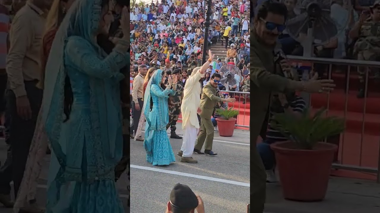 Gadar 2 Movie Permotion at attari indo pak border #news #punjabnews #gadar2 #sunnydeol #ameeshapatel