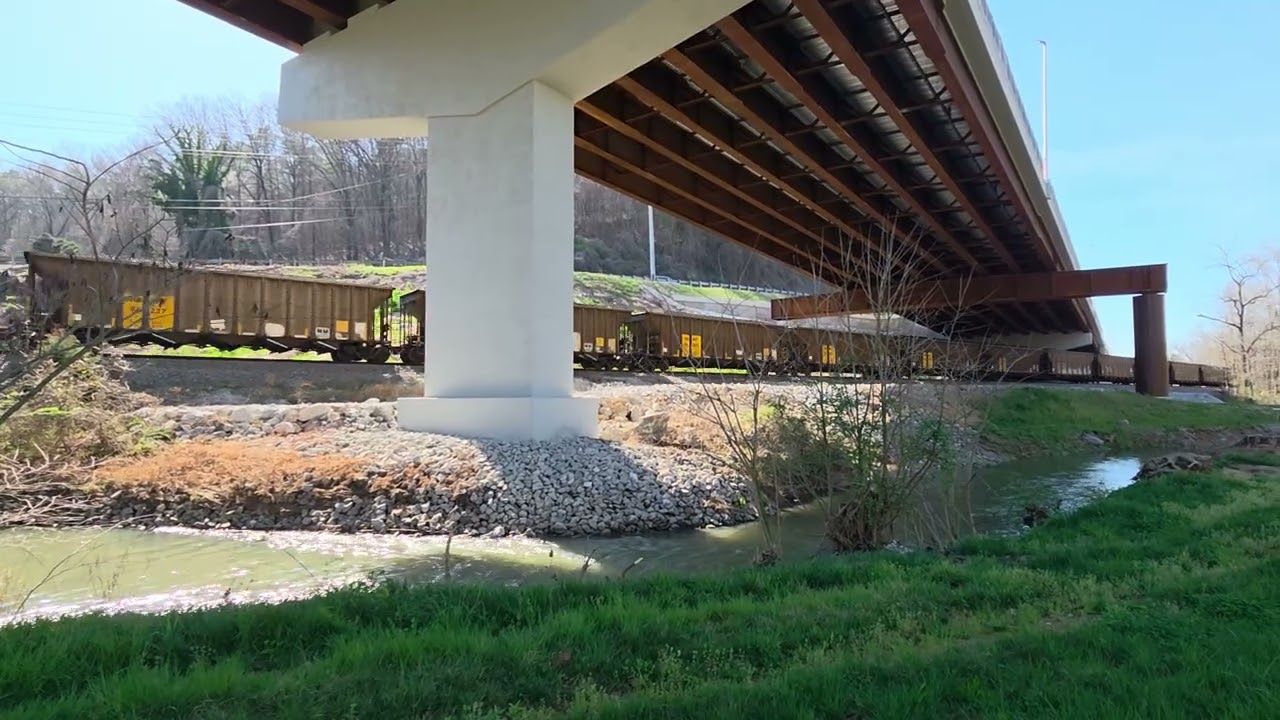 BNSF moving the southbound coal through Collegedale 