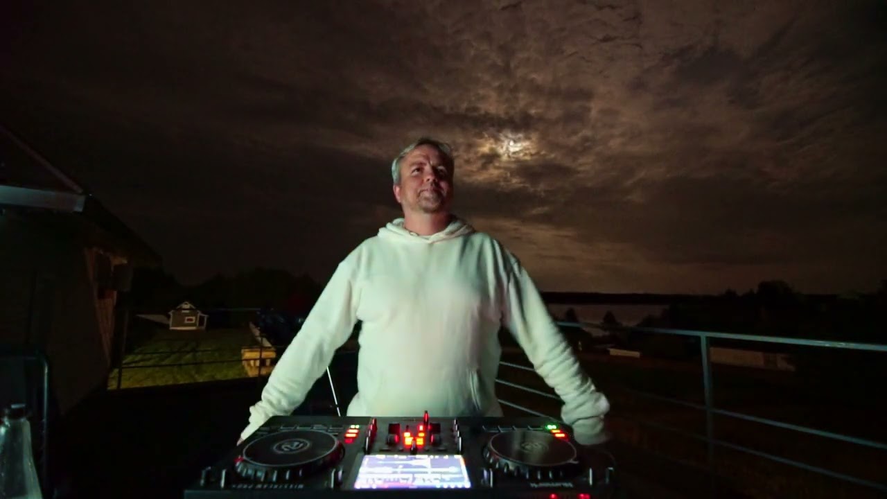 Dryamich - Ozerki Night Clouds Mix (2025-08-13)