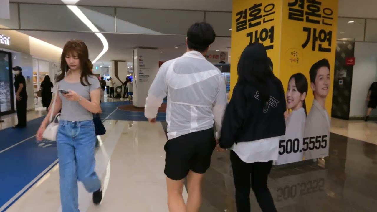 Starfield COEX Mall Walk Tour Seoul 🇰🇷 | Relaxing 4K City Sounds.