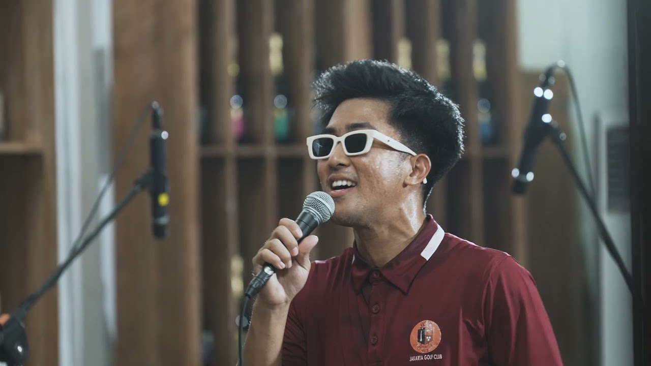 Dead Bachelors - It’s You (Live at Sababay)